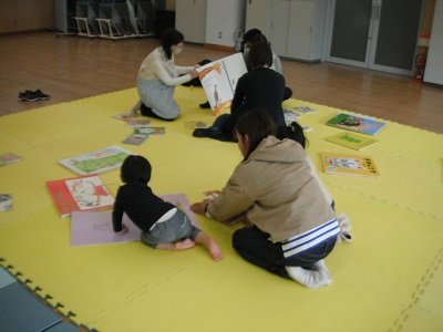2025年5月森の図書館画像1